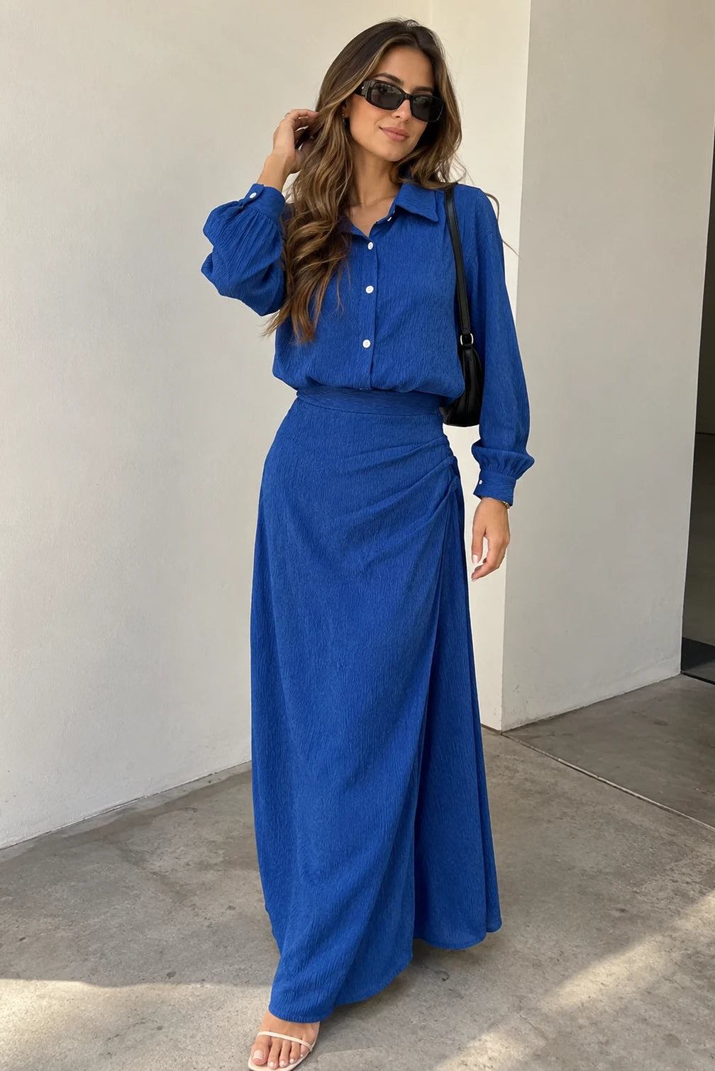 Conjunto de Dos Piezas con Camisa y Falda Plisada