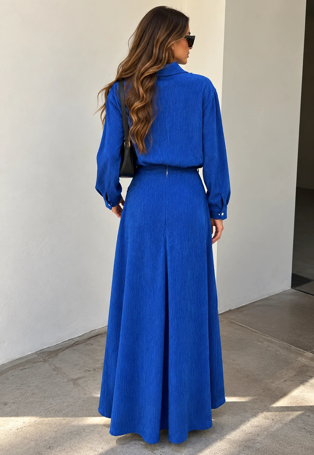 Conjunto de Dos Piezas con Camisa y Falda Plisada