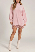 Renata™ | Minivestido de Gamuza con Flecos y Cuello Alto
